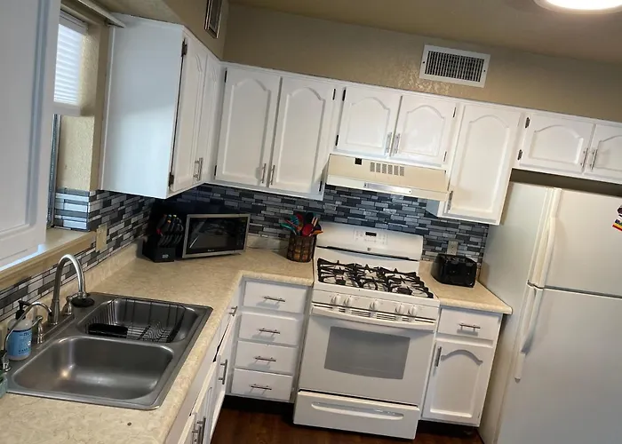 Season Vacation Home! Holiday home
